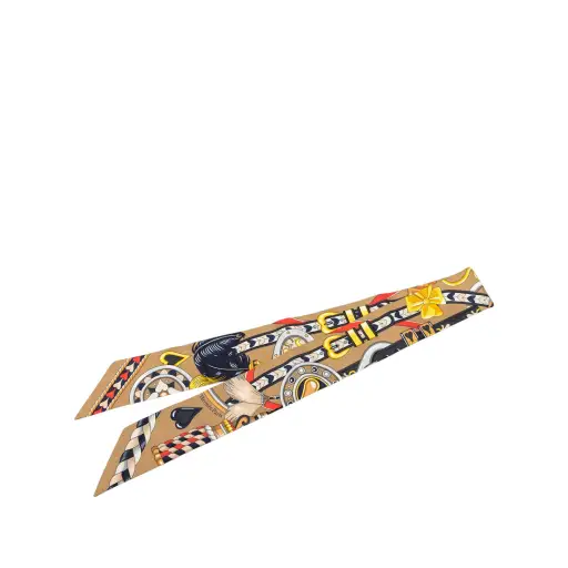 Hermès Harnais De Coeur Silk Twilly Scarf