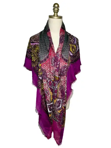 Women's Authentic Gucci Purple Multicolor Paisley Silk Blend NWT Pre-Owned Square Scarf