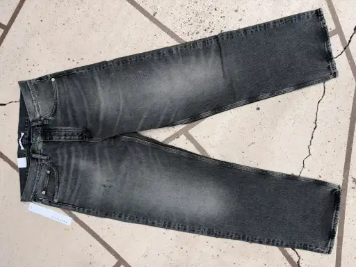 Sunflower Loose Jeans Faded Black wash
