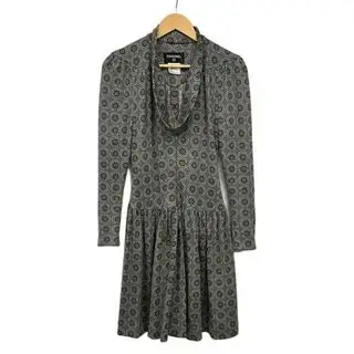 CHANEL(シャネル) ワンピース サイズ38 M レディース P18181A グレー シャネル(CHANEL)のレディースのワンピース(その他)の商品詳細ページへのリンク