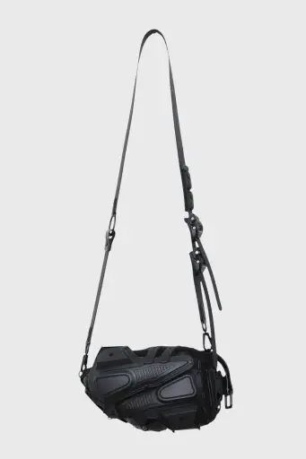 INNERRAUM CROSSBODY BAG