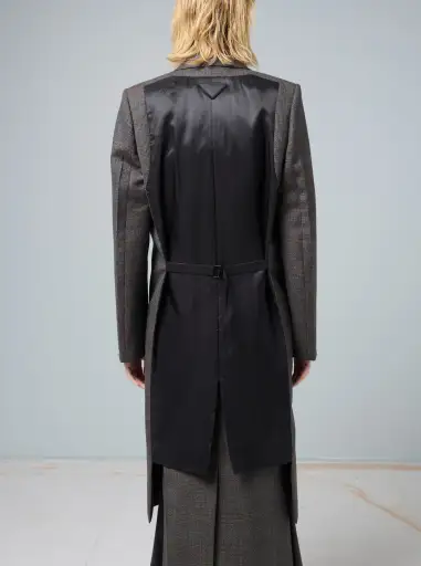 Prada Contrasted back coat (FR 36)