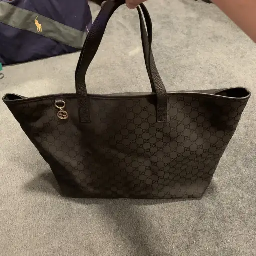 GUCCI GG CANVAS SHOULDER TOTE BAG