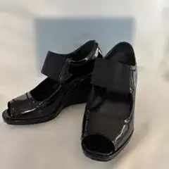 PRADA エナメル ウェッジソール サンダル ブラック