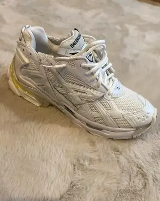 Balenciaga Runner bianche
