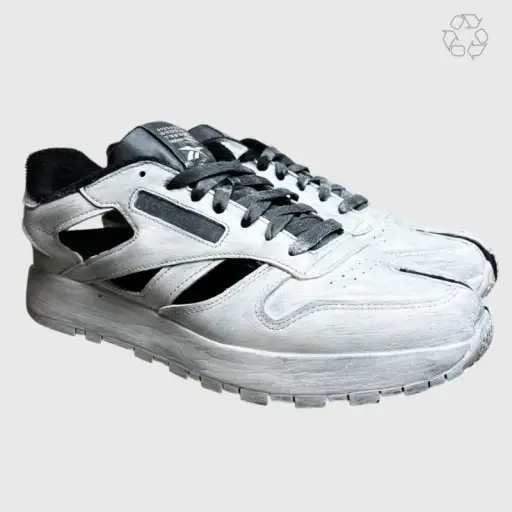 Maison Margiela x Reebok Classic Leather Tabi DQ Low 'Whiteout' Size 11.5 Pre-Owned