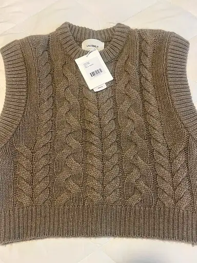 Lisa Yang Hayley Vest Cable Knit beige brown NWT Size: 1  Color: mole