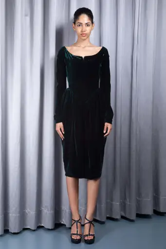 ROMEO GIGLI
 Tulip-skirt velvet dress
 F/W 1987
1.500,00
€