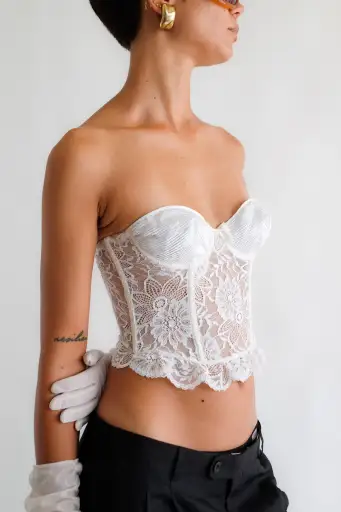 LA PERLA LACE CORSET IN WHITE