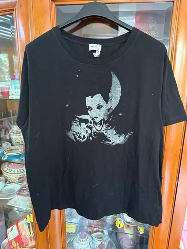 Saint Laurent tshirt L