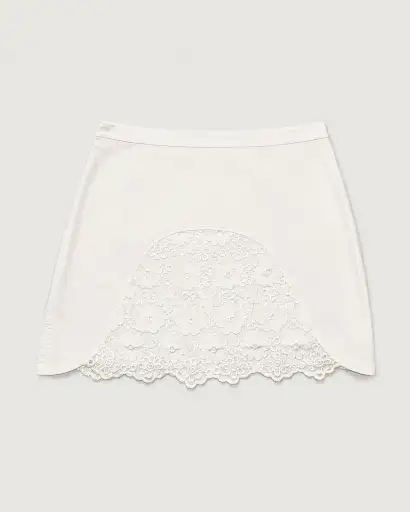 00's Chloé Lace Mini Skirt in White - W33