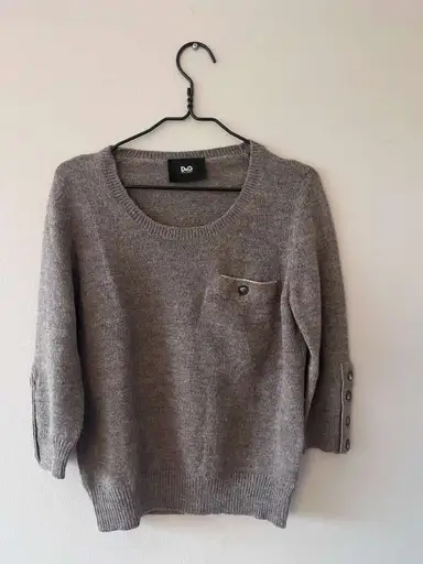 Ljósbrún D&G peysa