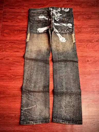 Flare KUI Distressed Rusty Mud Wash Big Skull Print Denim