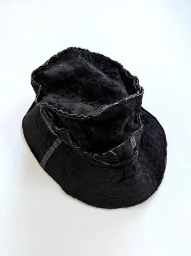 Comme des Garçons Homme plus AW02’ Felted inside out hat