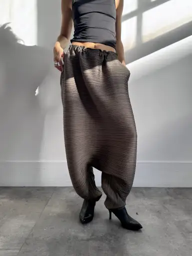 S/S 2006 Issey Miyake Pleats Please Lantern Pleated Harem Trousers FA276: SD284(01)