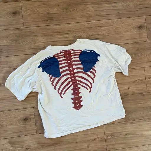 Kapital White skeleton tee with red ribcage and blue shoulder blades #skeleton #goth