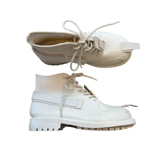 “JOHN MOORE × TAKAHIROMIYASHITA The Soloist”  White rubber design combat boots