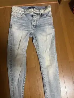 アミリ　スキニー　デニム　サイズ29
